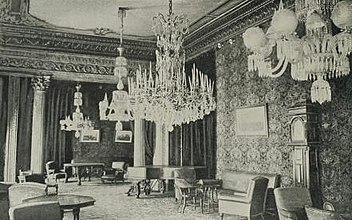 Interior of Casa de los Azulejos in 1897.[15]