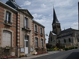 The church and town hall in Juvigny