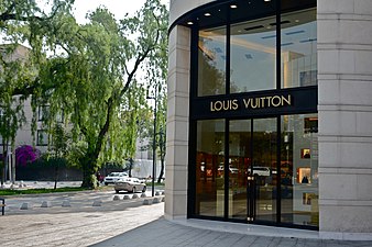 Louis Vuitton boutique on Avenida Masaryk