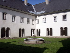 The cloisters at Millstatt Abbey, Austria have alternating piers and openings.