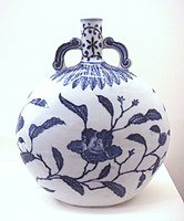 Blue and white jar, Jingdezhen, Ming Yongle (1403-1424).