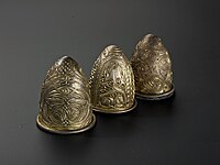 Conical silver mounts