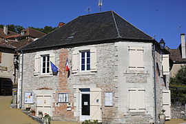 The town hall in Montvalent
