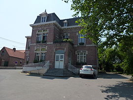The town hall in Thumeries