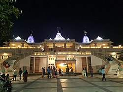 Adalaj – Trimurti-Tempel