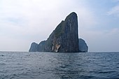 Ko Phi Phi Le cliffs