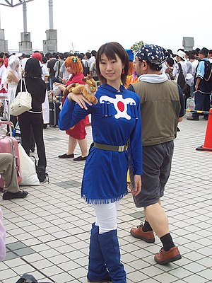Cosplaying Nausicaä at Comiket 70 in the summer of 2006.