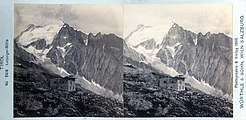 Stereoskopie der im Bau befindlichen Mandrone Hütte, dahinter die Leipziger Hütte. Im Hintergrund der Monte Gabbiolo (3458 m) (1894)