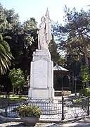 Statue in the Old Gardens