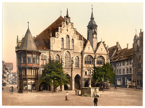 A photochrom of Hildesheim town hall in the 1890s, using fewer color plates