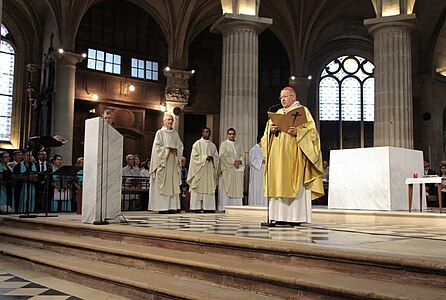 Dedication of new altar by André Vingt-Trois, Archbishop of Paris (September 11, 2011)