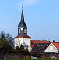Dorfkirche Oberebersbach (mit Ausstattung), Kirchhof mit vier Grabmalen, Taufbecken und Einfriedungsmauer