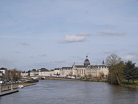 Château-Gontier seen from the Europe Bridge