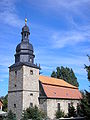 Klare Abgrenzung von Turmschaft und Turmhelm, Kirche in Ellichleben (Thüringen)
