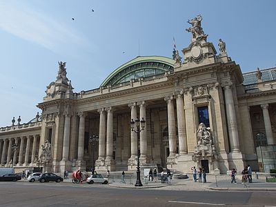 The Grand Palais, by Henri Deglane, Charles Girault, Albert Louvet and Albert Thomas (1897–1900), had a Beaux-Arts façade concealing a vast exhibit hall.