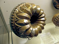 A gugelhupf from Alsace, Unterlinden Museum