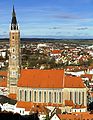 Der Kirchturm von St. Martin (Landshut) ist mit 130,60 Metern der höchste Backsteinturm der Welt