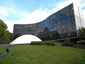 Headquarters of the French Communist Party at place du Colonel Fabien, by Oscar Niemeyer (1968–1971)