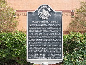 Texas Historical Commission marker at high school