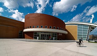 The Gerald Ratner Athletics Center, opened in 2003 and designed by Cesar Pelli, houses the volleyball, wrestling, swimming, and basketball teams.[97]