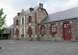 The town hall of Saint-Germain-du-Pinel