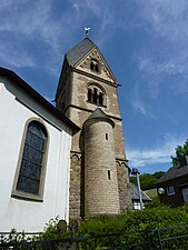 Ober­dol­len­dorf, zu Königs­winter: Chor­turm um 1200, Kirche 1792/93