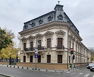 The Filipescu-Cesianu House on Victory Avenue, now the Museum of Ages (late 19th century)
