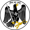 Wappen Preußens 1933–1935: Adler mit Schwert, einem dem Jupiterkult und dem Napoleonischen Adler entlehnten Blitzbündel sowie Spruchband