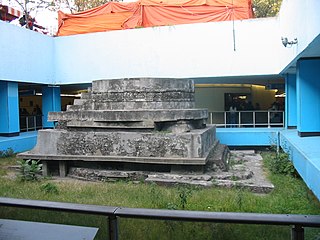 Altar dedicated to the god Ehécatl, located in the middle of Metro Pino Suárez. This altar was unearthed during construction of the station in 1967 where it remains to this day surrounded by the passageway between Lines 1 and 2