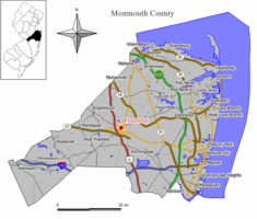 Location of Freehold Borough in Monmouth County highlighted in yellow (right). Inset map: Location of Monmouth County in New Jersey highlighted in black (left).