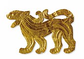 Gold plate in the form of walking feline found in Majiayuan M3, Gansu.[2]