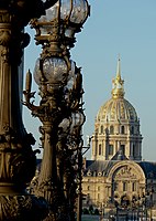 The Alexander III bridge was built in alignment with Les Invalides