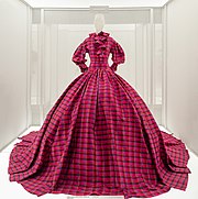 Ensemble by Christopher John Rogers from 2020-21 at the Metropolitan Museum of Art Part of the exhibit In America: A Lexicon of Fashion