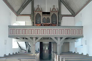 Orgelempore über dem Eingangsbereich