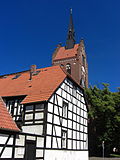 Marienkirche und Fachwerkhaus in der Stadt Usedom