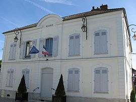 The town hall in Saâcy-sur-Marne