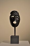Màscara de Montserrat cridant (Masque de Montserrat criant), bronze, 32,8 x 14,9 x 12 cm, c. 1938-39, Institut Valencià d'Art Modern