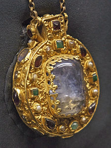 The talisman of Charlemagne (12th century)