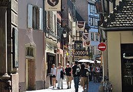 The Rue des Dentelles, one of the quarter's narrow streets