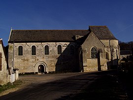 The church in Cravant-les-Côteaux