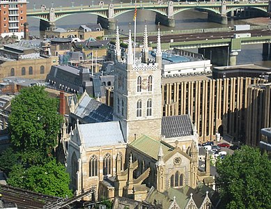 Southwark Cathedral, London, shows strongly projecting transepts, long eastern end and the central tower common in Britain.