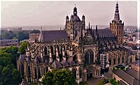 St. John's Cathedral ('s-Hertogenbosch), 's-Hertogenbosch (1220–1530)