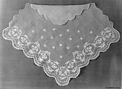 Early 19th century pañuelo in the Metropolitan Museum of Art made from piña and linen