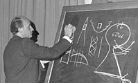 Helmut Gröttrup explaining the basic principles of rockets (1958)