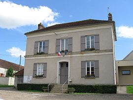 The town hall in Leudon-en-Brie