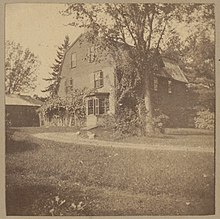The Old Manse, ca. 1895–1905. Archive of Photographic Documentation of Early Massachusetts Architecture, Boston Public Library.