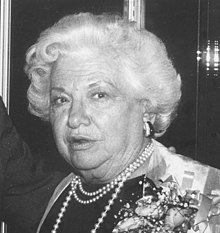 Liz Carpenter in 1987