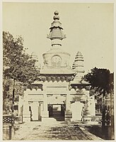 Felice Beato, Thibetan monument in the Lama Temple near Pekin, October 1860