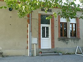 The town hall in Folcarde