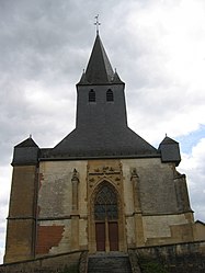 The church in Savigny-sur-Aisne